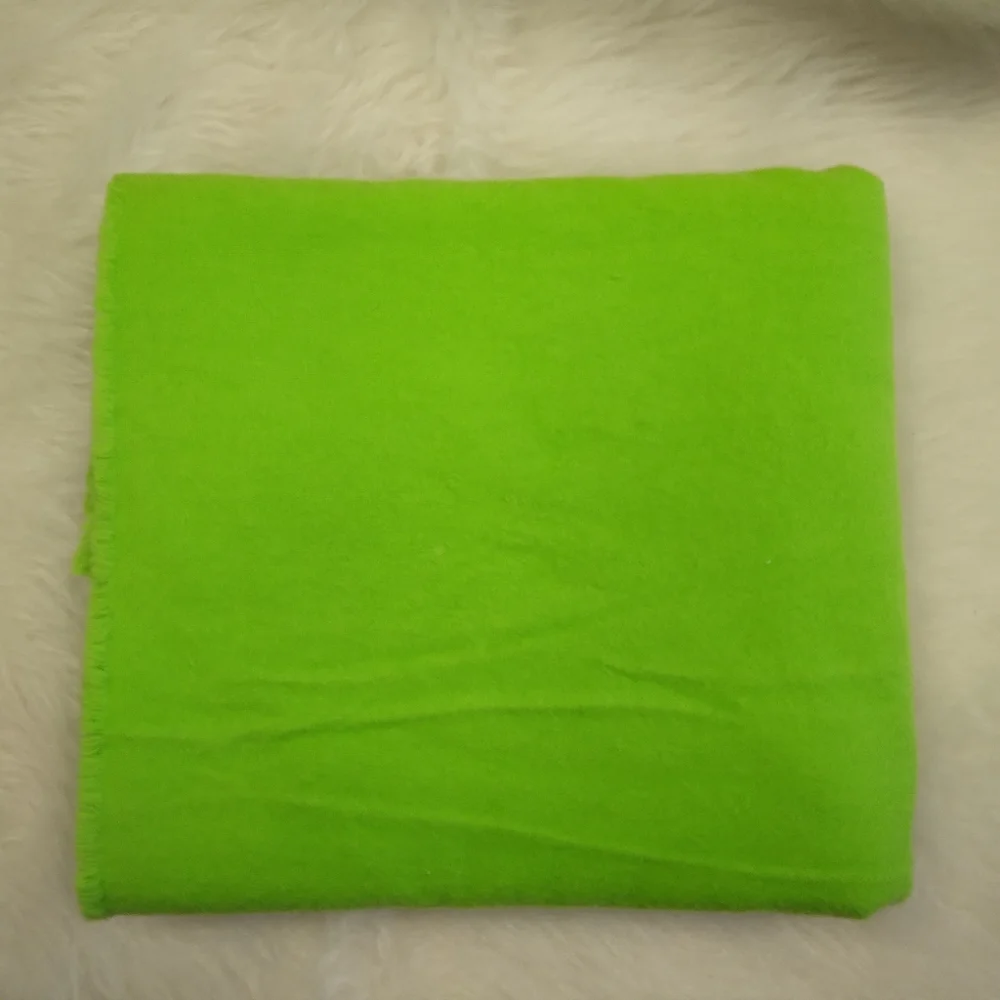FABRIC Bright Mid Green Flannel Fabric, 100% Cotton, 1.5 Yards